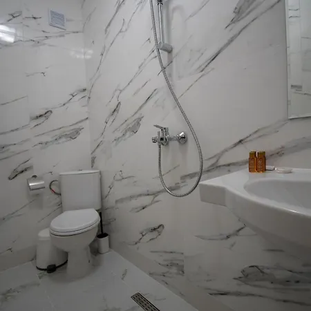 Kirkovo Hotel 2*
